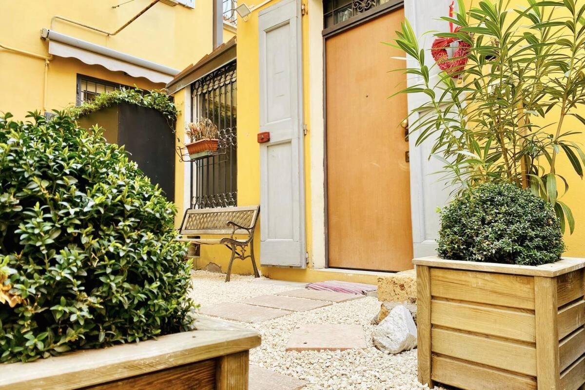 Gamberini House - Private Garden Apartman Bologna Kültér fotó
