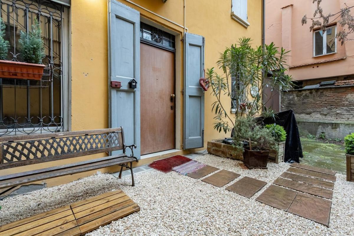 Gamberini House - Private Garden Apartman Bologna Kültér fotó